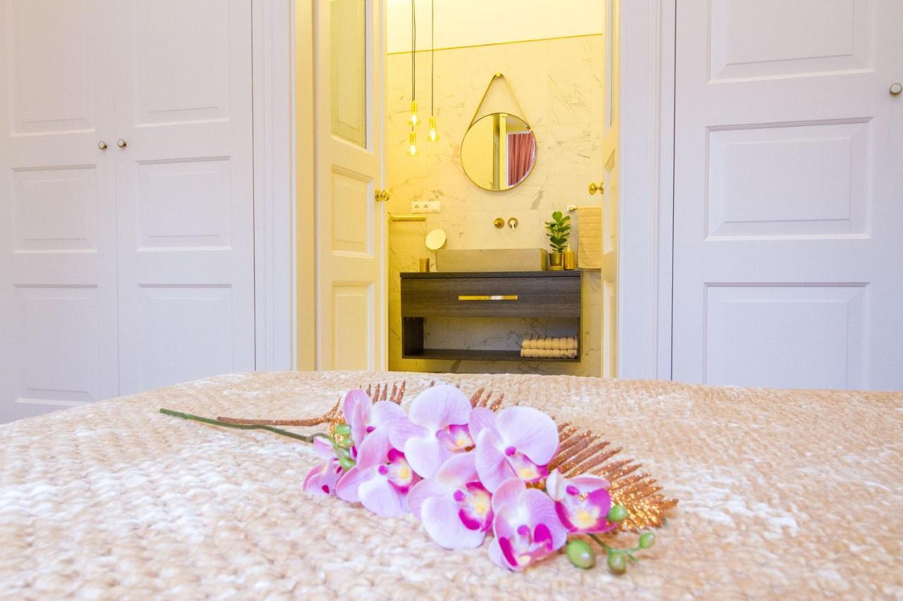 Count Zrinyi Basilica Luxurious Residence Budapest Esterno foto